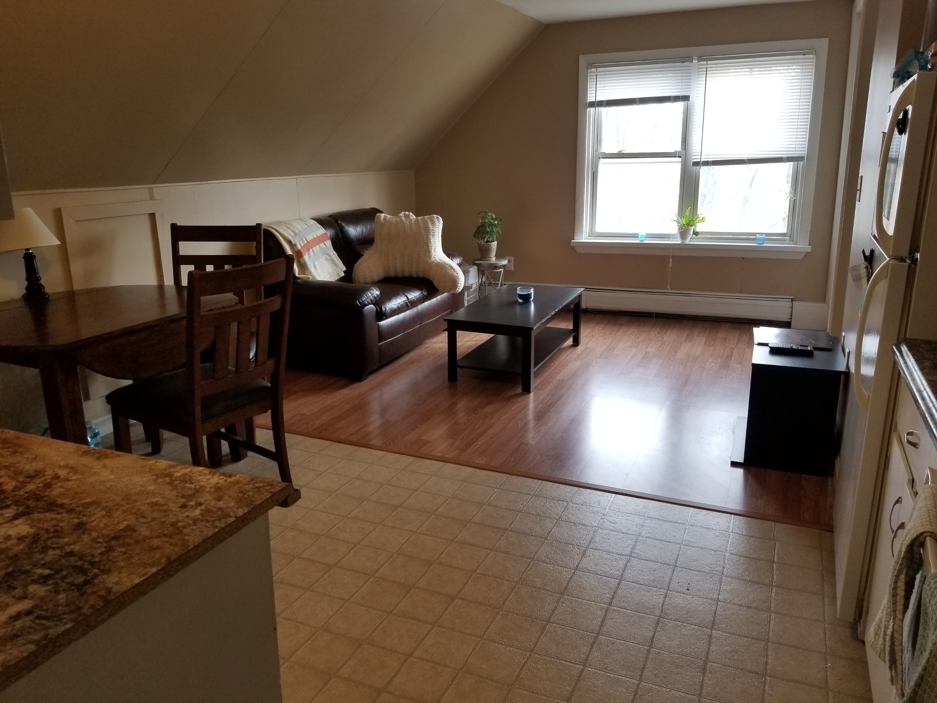 11-13 Thatcher St Apt 6